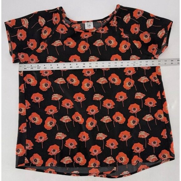 CAbi Flanders Poppy Blouse Black Red‎ Short Sleeve Split Back #3251 Size M, Flaw - Picture 12 of 12
